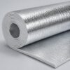 Rollo de aislante reflectivo ISO GAP WRAP 1/2 con núcleo de espuma XLPE y recubrimiento de aluminio de alta reflectividad para aislamiento térmico en techos, muros, naves industriales y sistemas HVAC.